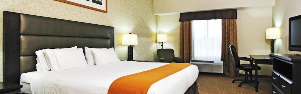 Holiday Inn Express Hotel & Suites Ottawa Airport By Ihg Εξωτερικό φωτογραφία