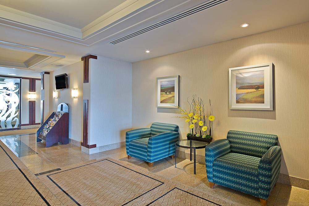Holiday Inn Express Hotel & Suites Ottawa Airport By Ihg Εξωτερικό φωτογραφία